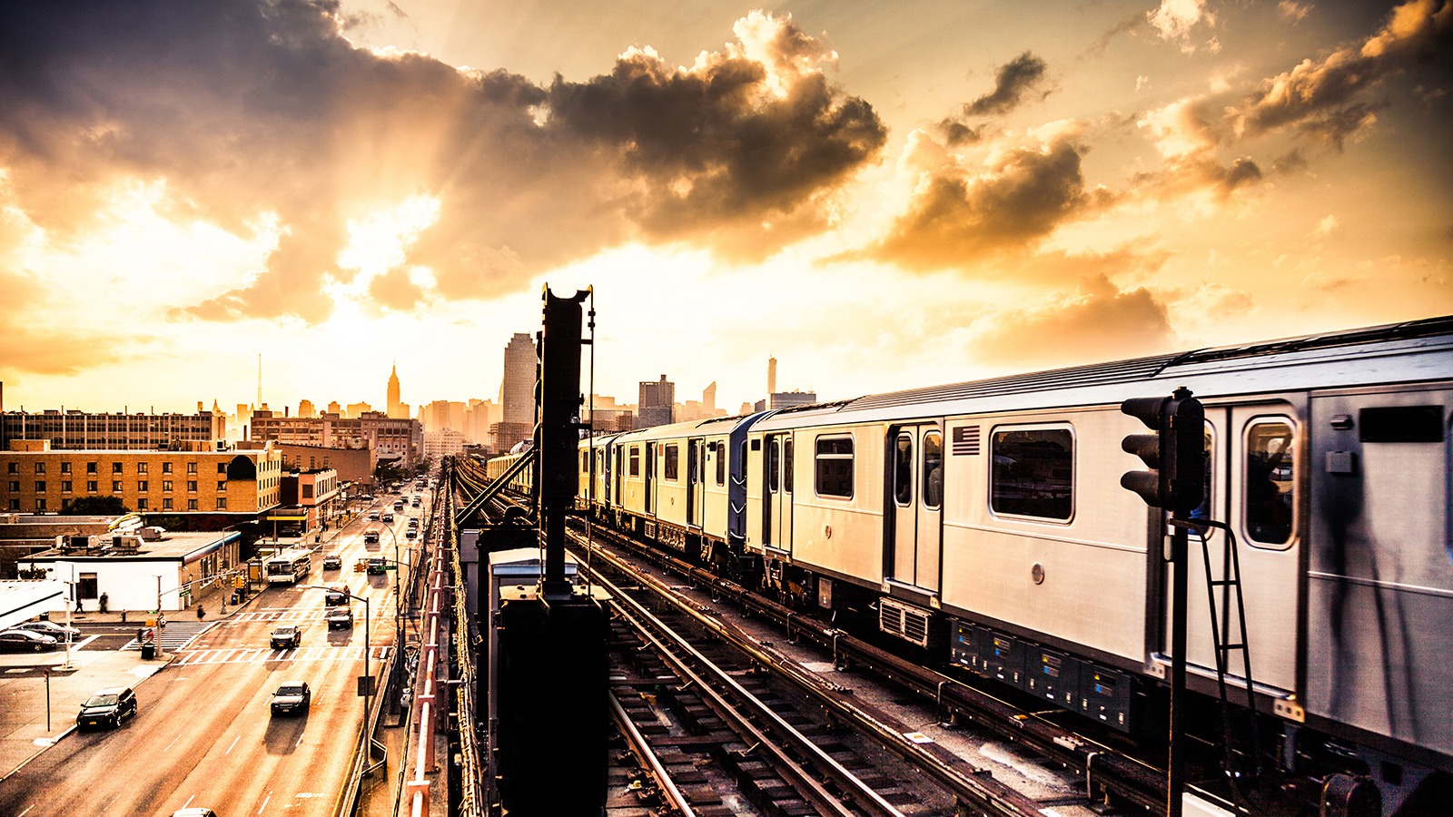 Large-Scale Transit Authority Tracks Train Fare Processing Issue With NETSCOUT