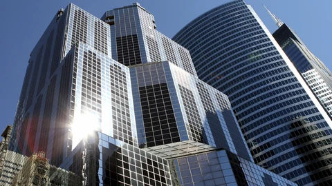 Government Agency Achieves Successful Data Center Migration