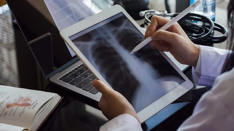 Healthcare Protects IoT devices With  Network Packet Visibility